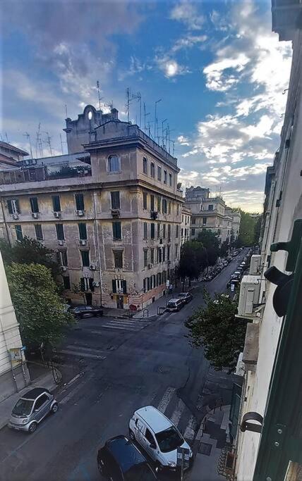 Cozy Flat In Testaccio Rome Exterior photo